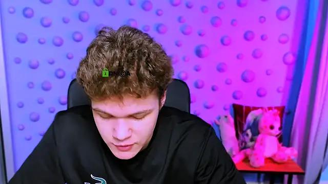 lucas long  online show from 12/04/25, 09:40