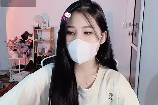    Daisy    online show from 10/29/25, 02:41