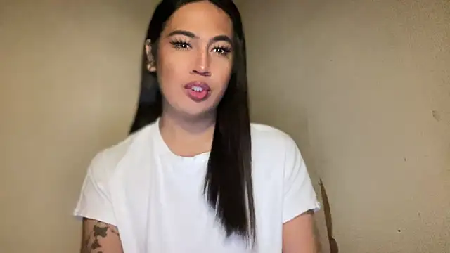 fallon empress143 online show from 09/15/25, 04:12