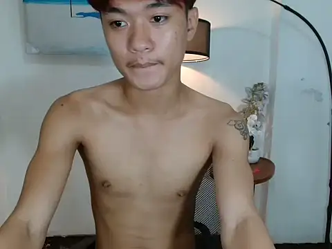 ur little secret online show from 10/05/25, 12:36