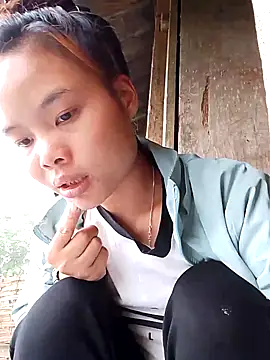 CloudyChu online show from 10/25/25, 01:35