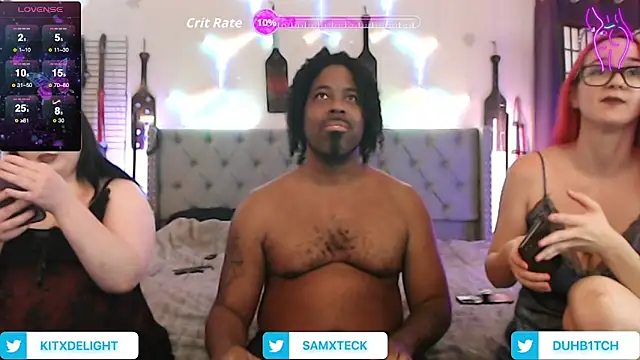 Snapshot of SamXTeck chatting on 10/09/25, 12:30 SamXTeck online show from 10/09/25, 12:30