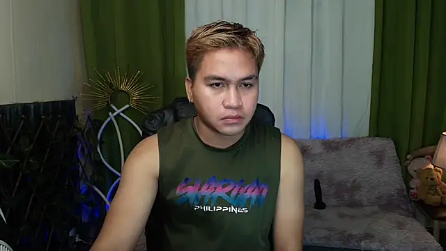 Snapshot of Asian_jayeel chatting on 06/12/26, 01:48 Asian jayeel online show from 06/12/26, 01:48