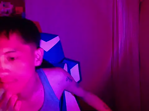 riks tyler online show from 07/28/26, 01:21