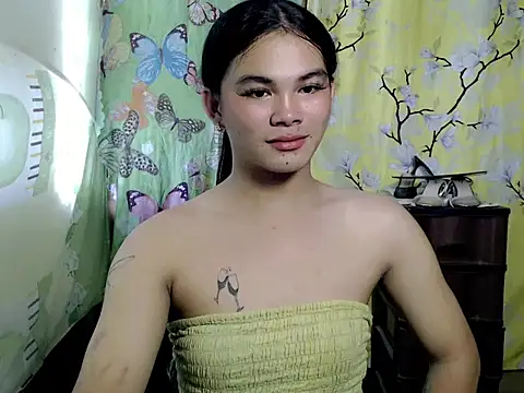 Snapshot of urgirljane chatting on 10/21/25, 02:12 urgirljane online show from 10/21/25, 02:12