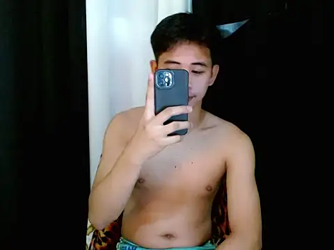 urasianbigcock online show from 10/04/25, 02:42