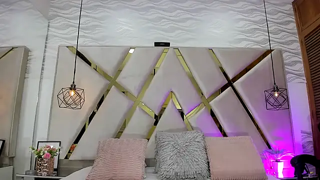 Snapshot of FernandaRousse chatting on 10/29/25, 05:14 FernandaRousse online show from 10/29/25, 05:14