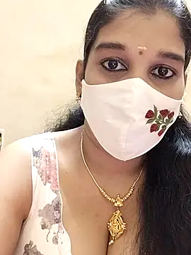 amelia-rani online show from 10/13/25, 04:23