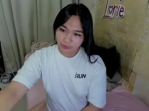 Snapshot of Seductive_lorie chatting on 10/30/25, 08:31 Seductive lorie online show from 10/30/25, 08:31