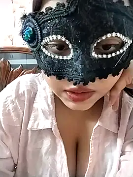 colleen hoover online show from 10/08/25, 12:36