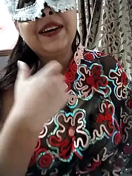 colleen hoover online show from 11/10/25, 05:28