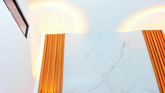 Snapshot of IsabellaMonet chatting on 11/19/25, 11:21 IsabellaMonet online show from 11/19/25, 11:21