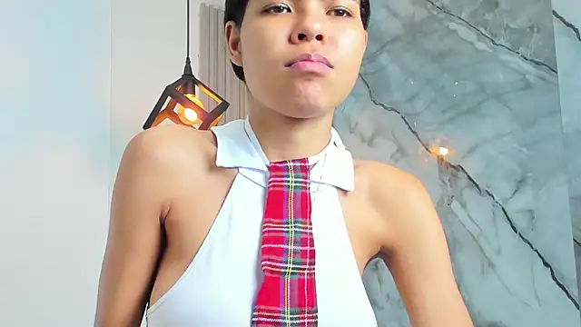 IsabellaMonet online show from 05/12/26, 07:11