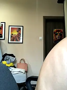 sweetchery999999 online show from 11/19/25, 09:42