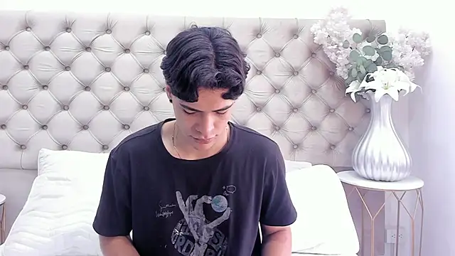 BenitoSaenz online show from 09/21/25, 12:29