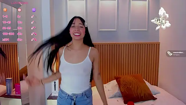 IVONNEPARKER6 online show from 11/13/25, 07:35