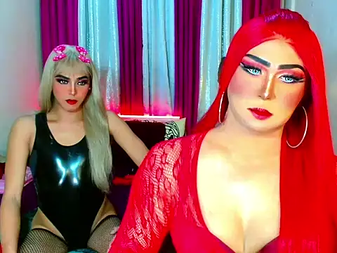 Snapshot of UnlimitedCumShow chatting on 11/11/25, 11:27 UnlimitedCumShow online show from 11/11/25, 11:27