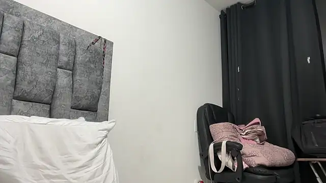 Sophia copper online show from 10/01/25, 03:12