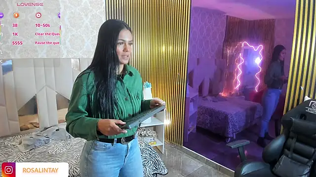 Rosalind tay online show from 09/17/25, 11:34