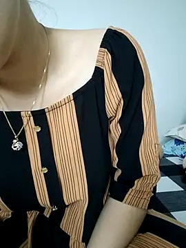 Suna Lina online show from 09/17/25, 04:03