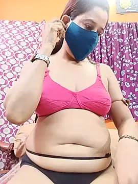 Hotpuja25 online show from 06/10/26, 05:56