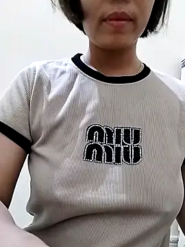 Snapshot of love_sexy090 chatting on 10/30/25, 12:28 love sexy090 online show from 10/30/25, 12:28