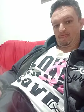 Snapshot of Suamulherfeliz chatting on 06/02/26, 10:39 Suamulherfeliz online show from 06/02/26, 10:39