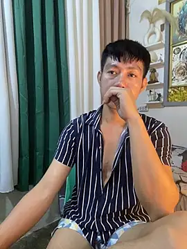 xshyboyx online show from 07/23/26, 03:54