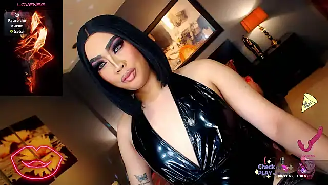 FridaHumphrey online show from 12/03/25, 06:06