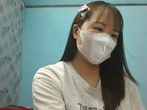 Snapshot of Hachi077 chatting on 09/13/25, 01:27 Hachi077 online show from 09/13/25, 01:27