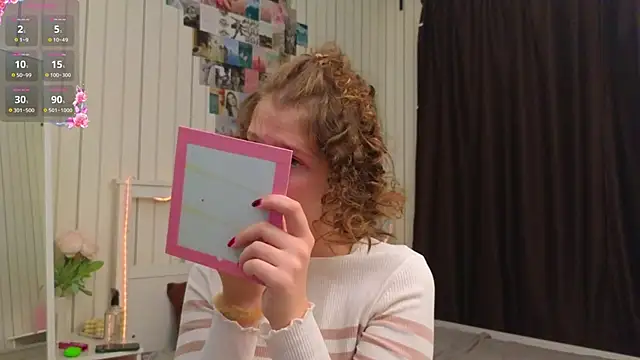 Snapshot of BeatrixCarIeton chatting on 11/11/25, 07:14 BeatrixCarIeton online show from 11/11/25, 07:14