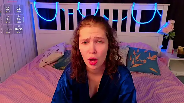 Snapshot of BeatrixCarIeton chatting on 11/13/25, 07:13 BeatrixCarIeton online show from 11/13/25, 07:13