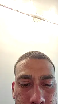 Snapshot of Cnutt310 chatting on 11/01/25, 12:07 Cnutt310 online show from 11/01/25, 12:07