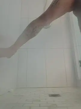 Snapshot of Cnutt310 chatting on 11/05/25, 08:53 Cnutt310 online show from 11/05/25, 08:53