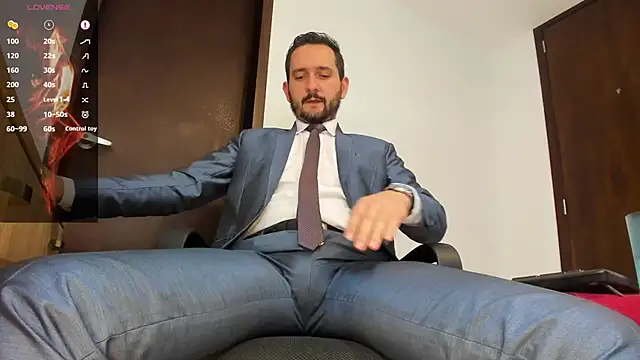 KarlBoss1 online show from 09/19/25, 09:04