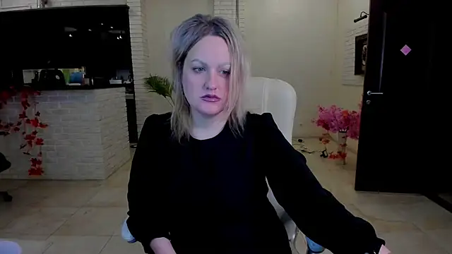 MariemLui online show from 12/03/25, 12:36