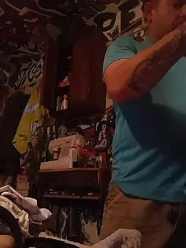 Twoslipperywhenwett online show from 11/10/25, 12:09