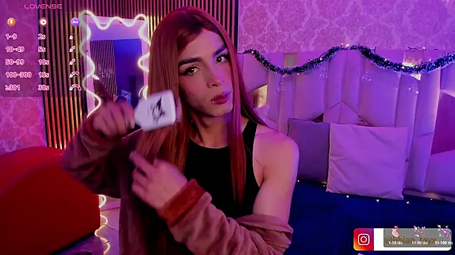 Snapshot of LIHIAN_TAY chatting on 11/27/25, 03:30 LIHIAN TAY online show from 11/27/25, 03:30