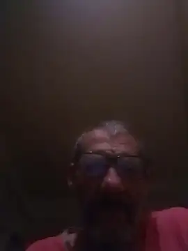 Snapshot of campari800 chatting on 05/04/26, 01:23 campari800 online show from 05/04/26, 01:23