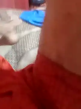 Snapshot of victor1573 chatting on 10/01/25, 01:06 victor1573 online show from 10/01/25, 01:06