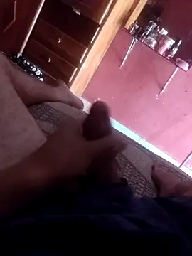 Snapshot of victor1573 chatting on 10/28/25, 11:03 victor1573 online show from 10/28/25, 11:03