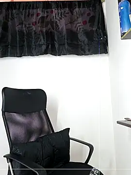 angierot2025 online show from 07/28/26, 08:52