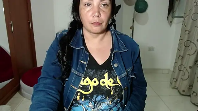 Vivian milf paint online show from 09/10/25, 03:06