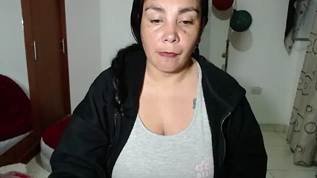 Vivian milf paint online show from 09/16/25, 03:18