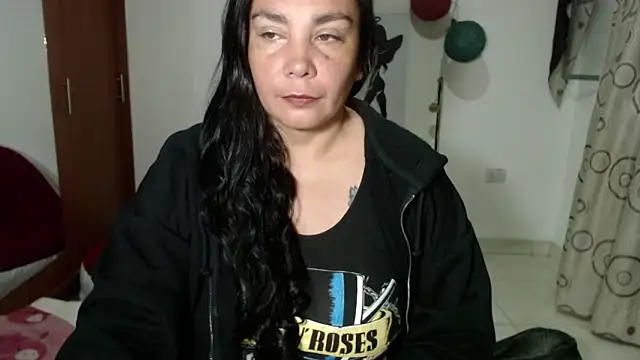 Vivian milf paint online show from 09/18/25, 03:30