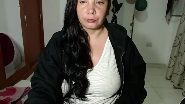 Vivian milf paint online show from 09/25/25, 03:10