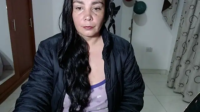 Vivian milf paint online show from 10/23/25, 02:22