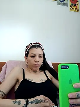 Snapshot of Paula_Alameda chatting on 09/11/25, 08:09 Paula Alameda online show from 09/11/25, 08:09