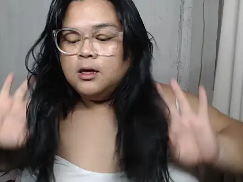 Snapshot of Naughty_alfrea chatting on 10/19/25, 03:34 Naughty alfrea online show from 10/19/25, 03:34