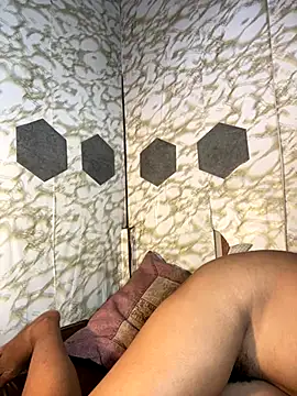 youryummybaby online show from 10/18/25, 08:15